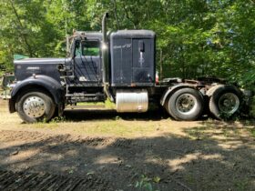 1977 Kenworth W900A